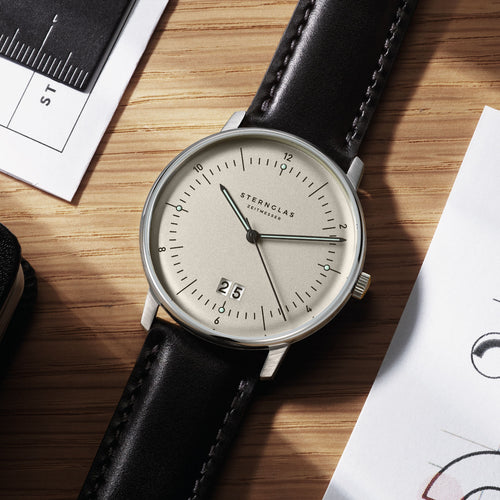 Sternglas_Naos_Großdatum_alabaster-4 Sternglas Naos Großdatum alabaster