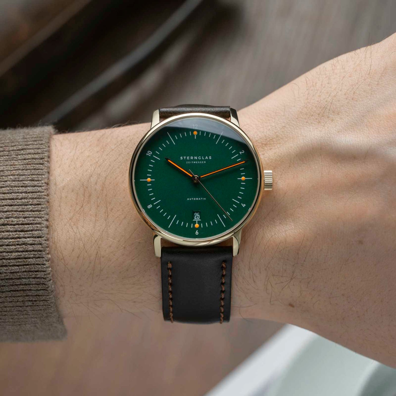 Sternglas Naos Automatik dunkelgrün gold