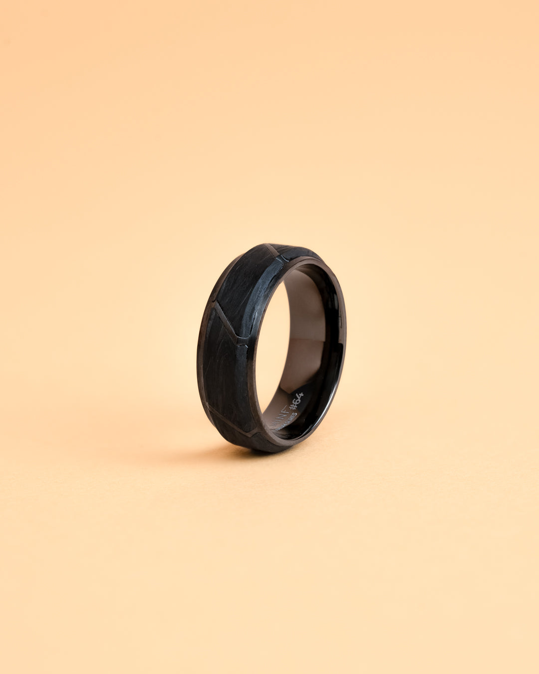 Gemini Carus Black 8 mm schwarzer Titanring mit geschmiedetem Carbon-Finish