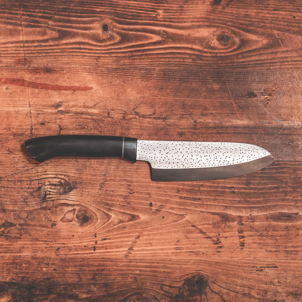 handgeschmiedetes Allzweckküchenmesser "Santokumesser“ Ebenholz