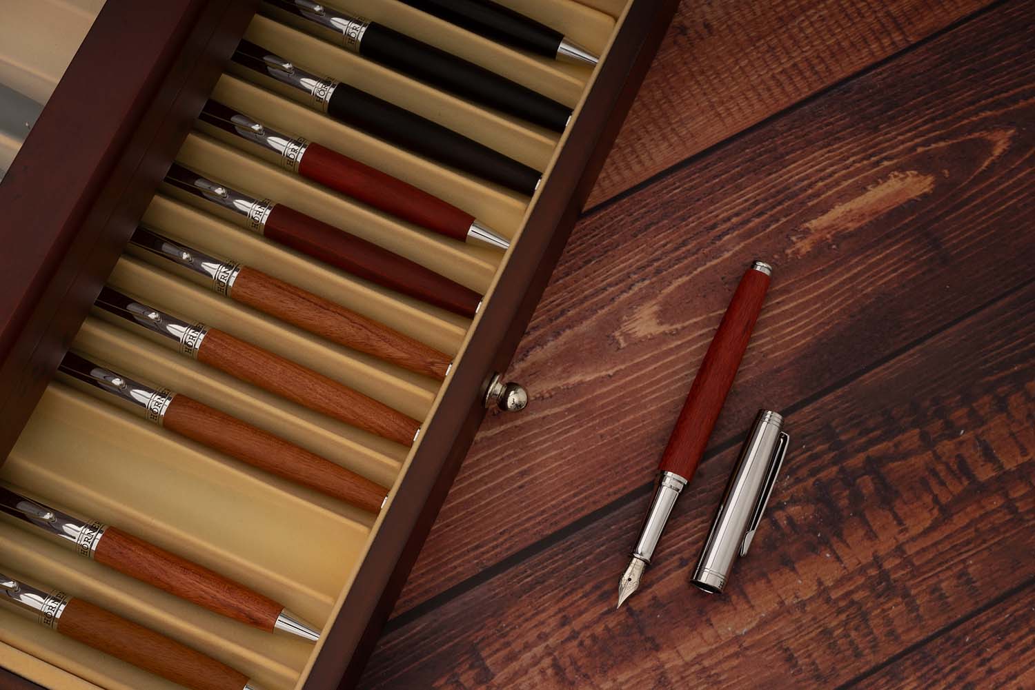 Hörner Legno Sandelholz Füllfederhalter